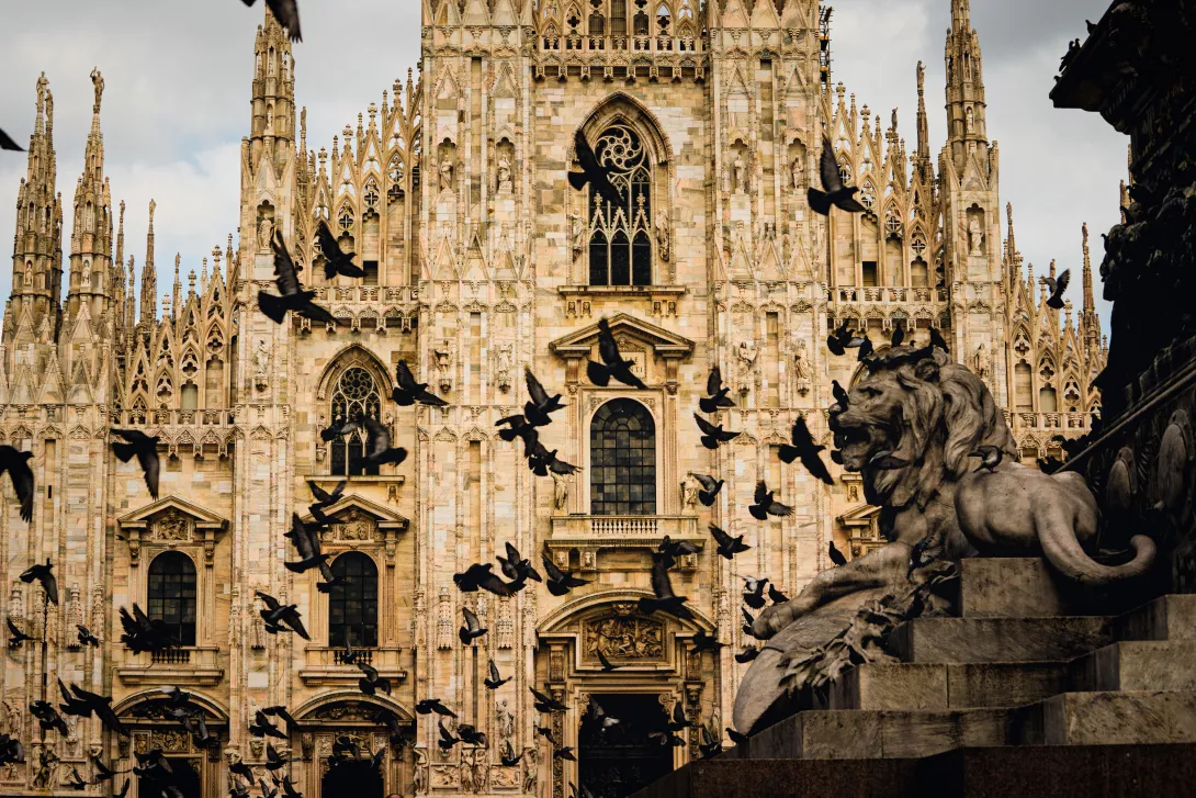 DEDICATED TO MILAN, THE CITY THAT INSPIRED OUR DREAMS