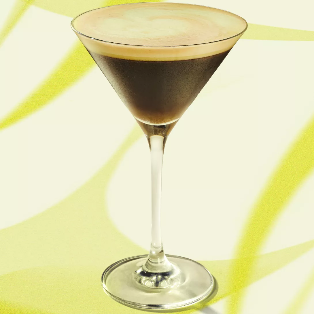 OLEATO™ GOLDEN FOAM™ ESPRESSO MARTINI